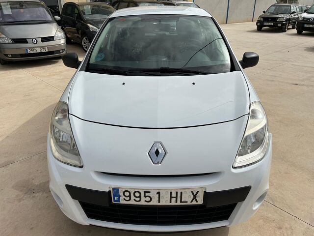 RENAULT CLIO YAHOO 1.2 SPANISH LHD IN SPAIN ONLY 40000 MILES SUPERB 2012